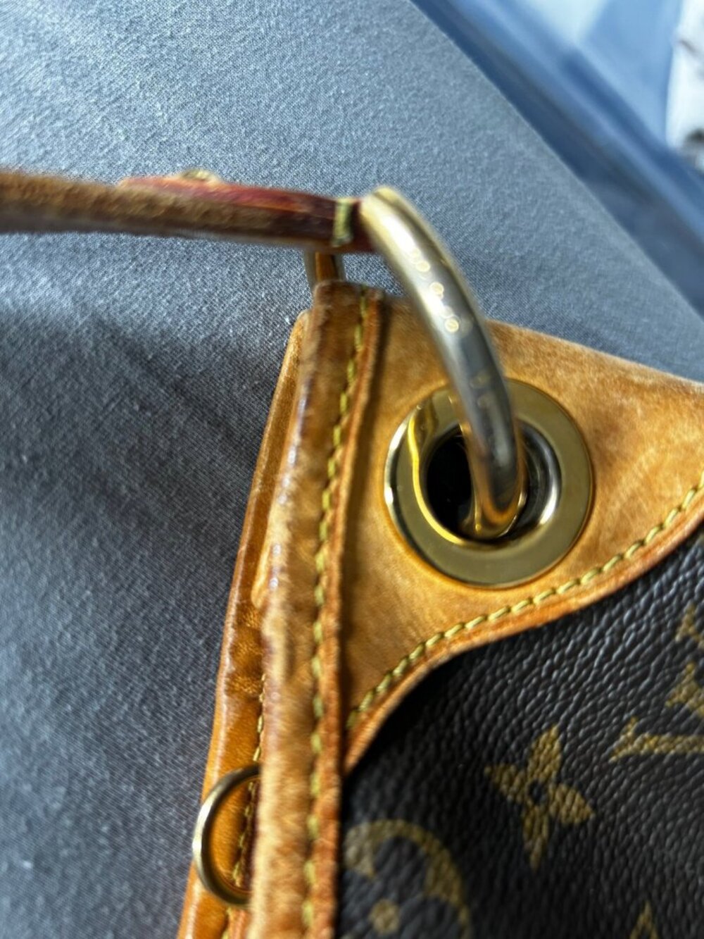 Authentic Louis Vuitton Galliera PM Monogram Shoulder Hobo Bag M56382 - Picture 10 of 16